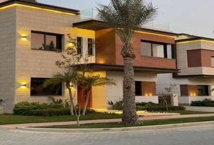 Townhouse For Sale 225M Azzar 2 New Cairo l Ready To Move